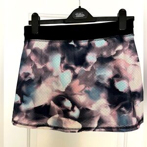 Sofibella tennis skirt -size M